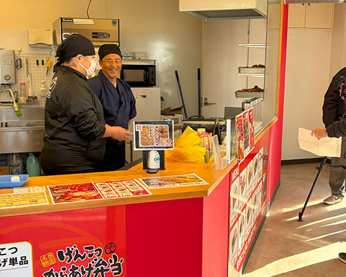 博多とよ唐亭 社員採用 スタッフ3